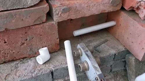 安裝水管碰到死角,熱熔器伸不進去怎么辦 教你一招,輕松熱熔