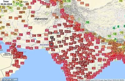 地球史上最熱4月？巴基斯坦出現50度恐怖高溫，南亞居民抱水管降溫求生